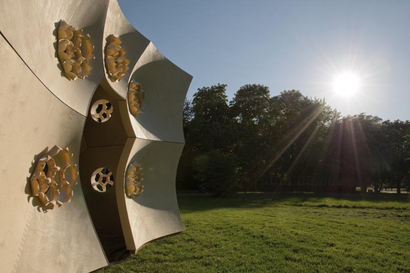 From Biomimicry to Ecomimicry: Reconnecting Cities—and Ourselves—to Earth’s Balances