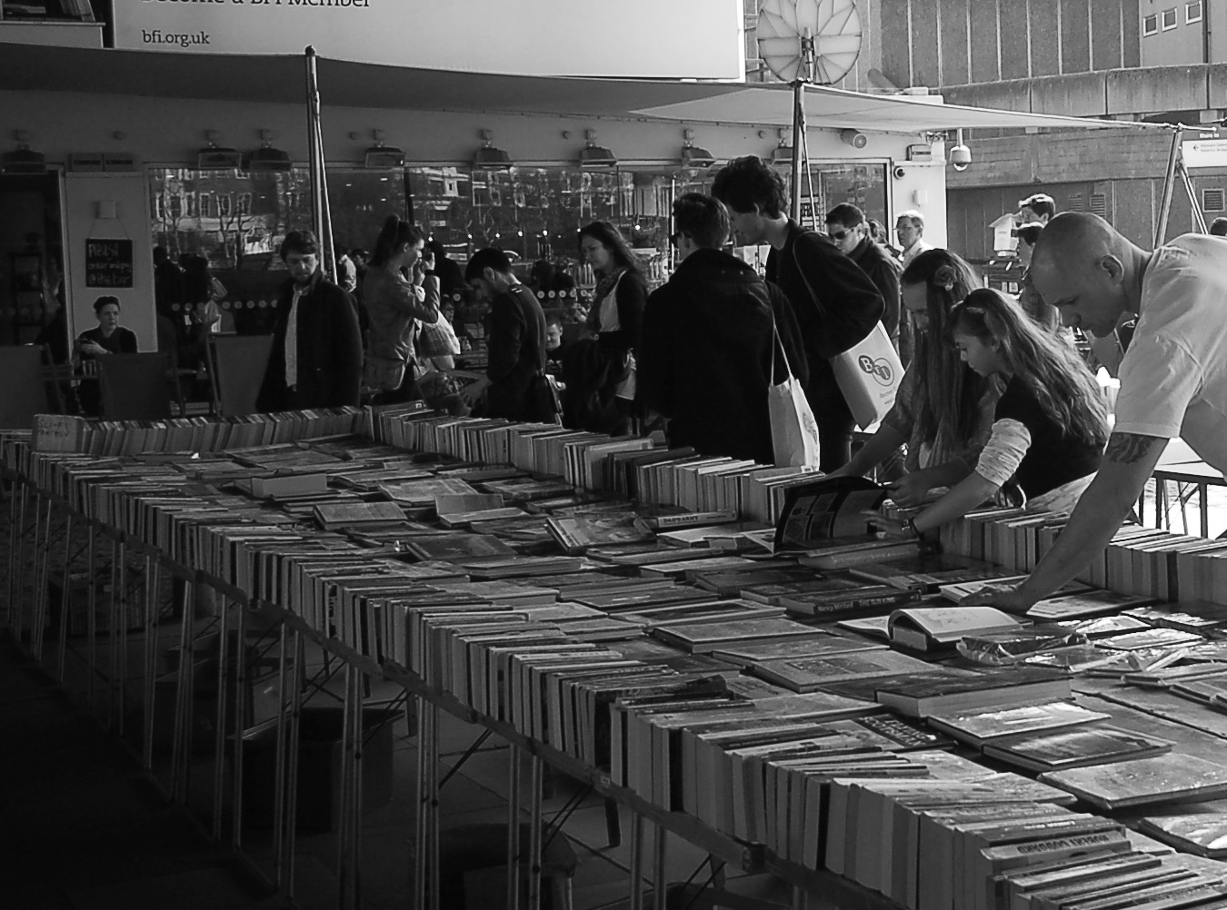 Read This! For Every Continent, Must-Read and Continent-Specific Books About Cities